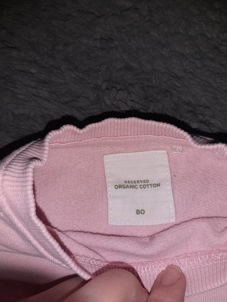 Mikinka, reserved,80