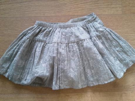 Next suknička, next,68