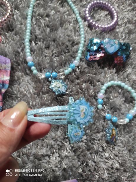 Frozen bižutéria 30náhrdelník, gumičky, sponky ..., disney