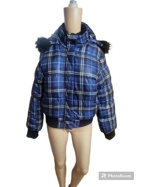 Dámska bunda s kapucňou, m