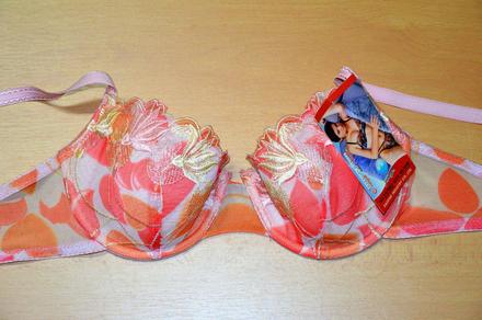 Dámska podprsenka v zľave, 90b