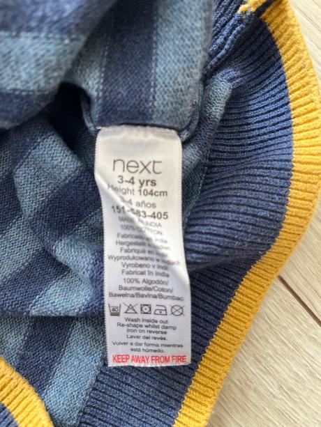 Pulover next, next,104