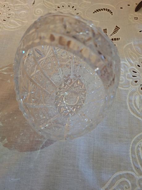 Kristalove sklenene kosiky, 