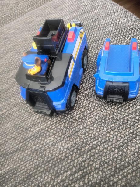 Paw patrol auto, 