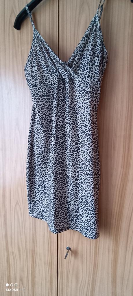 Dámske tigrované šaty. s/m, s