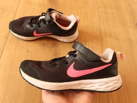 Dievčenské tenisky nike č. 33 (21,0 cm) super stav, nike,33