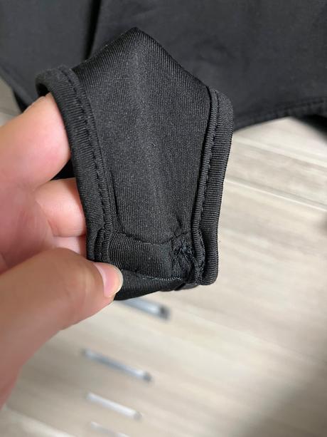 Polyamídové body s dlhým rukávom, s