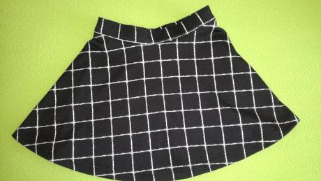 Dievčenská sukňa na 6-7rokov, f&f,122