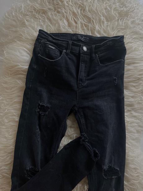 Stradivarius roztrhané rifle, stradivarius,s