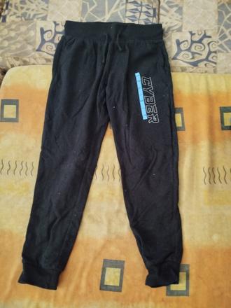 Zateplené tepláky, 134