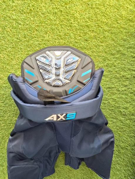 Hokejové nohavice true ax9 junior (clasic fit), 