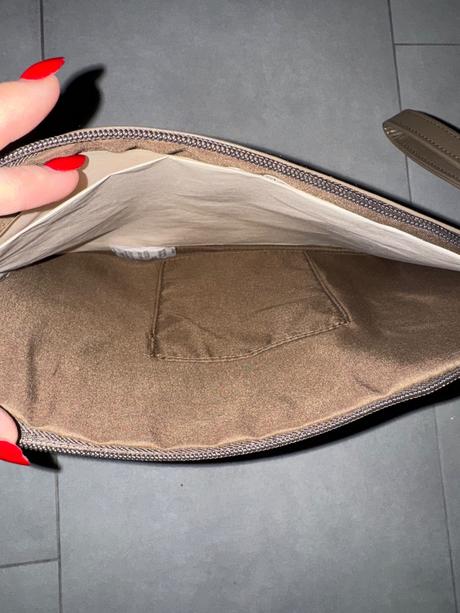 Taška farmasi dark,