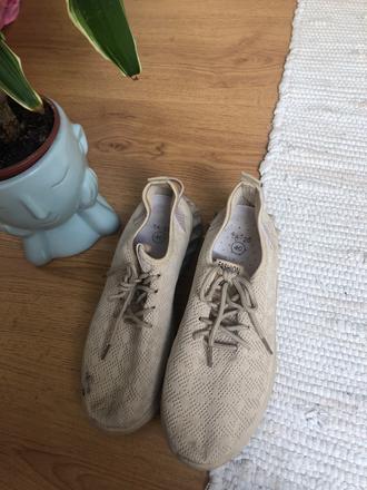 Béžové tenisky, 39