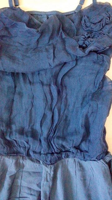 Trendy tmavomodry overal z prijemneho materialu, s