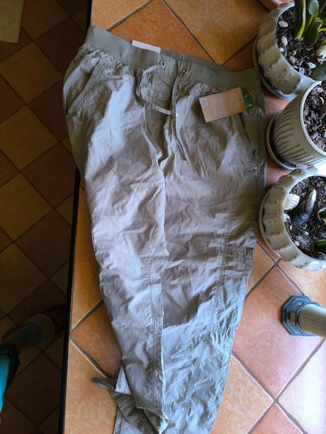 Trojštvrťové nohavice, c&a,38