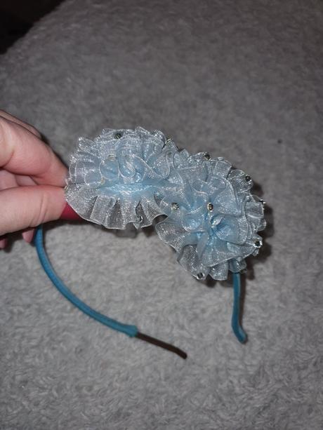 Čelenky rôzne všetky po 0.5 centov za 1ks, 