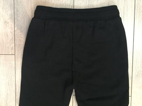 Chlapčenske teplaky 6-7 rokov, h&m,122