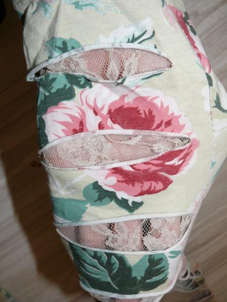 Extravagantné legíny, m