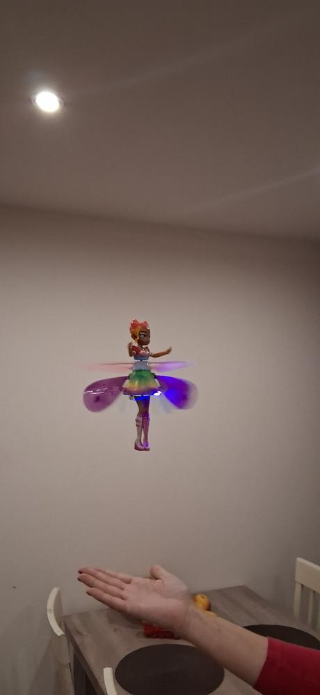 Lietajuca vila hatchimals original top stav, 