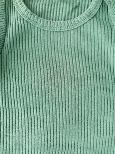 Vrubkovane body s čelenkou, 80