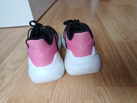 Tenisky adidas (málo nosené), adidas,37