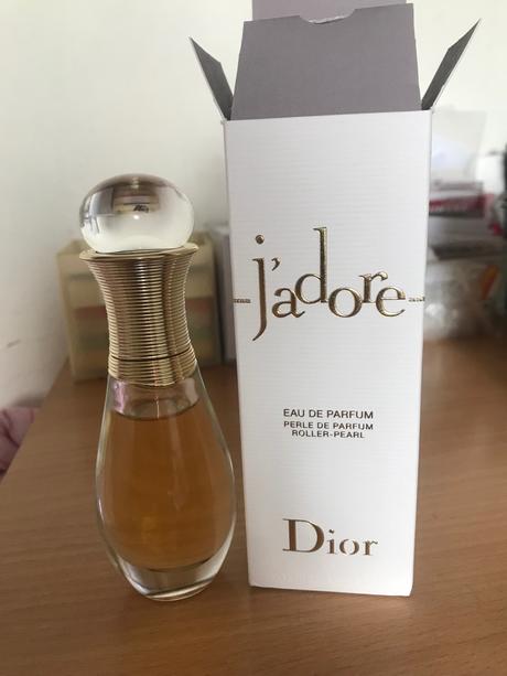 Parfem gulicka dior jadore, 