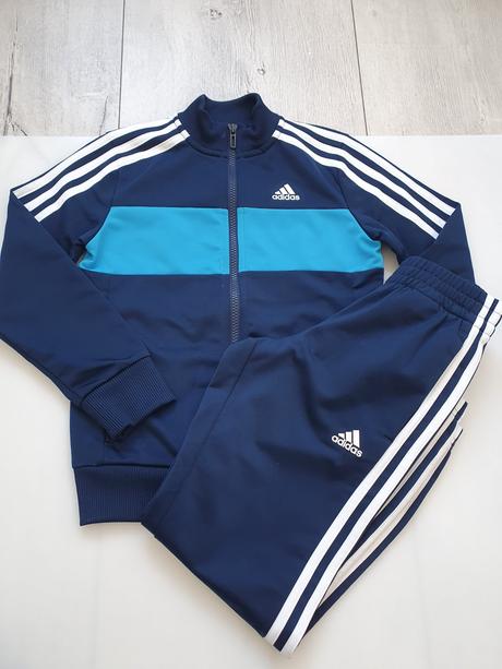 Športová súprava, 128