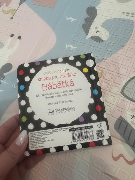 Prvá čiernobiela knižka pre bábätko,
