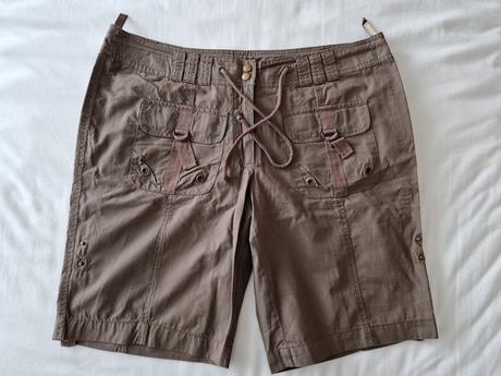 26sa_authentic clothing company, authentic,40