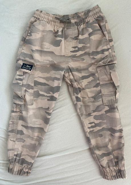 Maskáčové kapsáčové nohavice, pepco,104