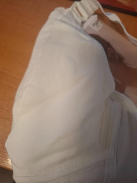 1x podprsenka na kojenie, 90,c