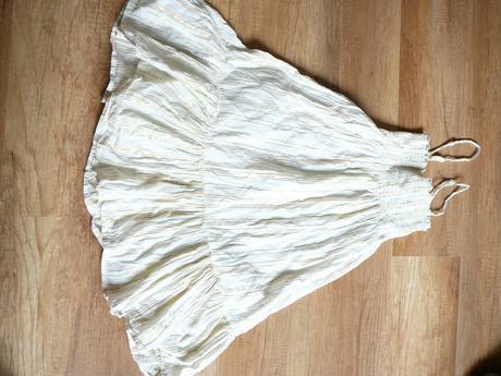 Dievcenske saty, 122