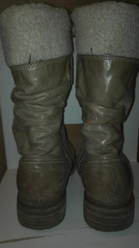 Kozenne cizmy, baťa,33