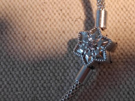 Pandora náramok, pandora