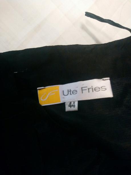 Dámska čierna sukňa, ute fries, l, l