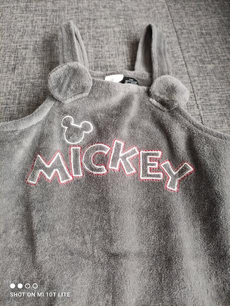Nohavice na traky, disney,80