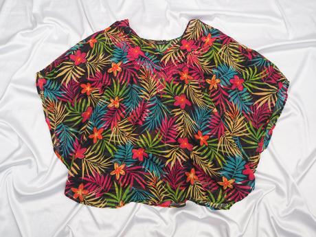 Kvalitný letný plavkový top, 48