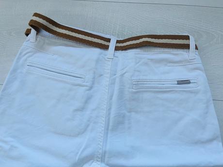 Biele riflove kratase s opaskom, zara,152