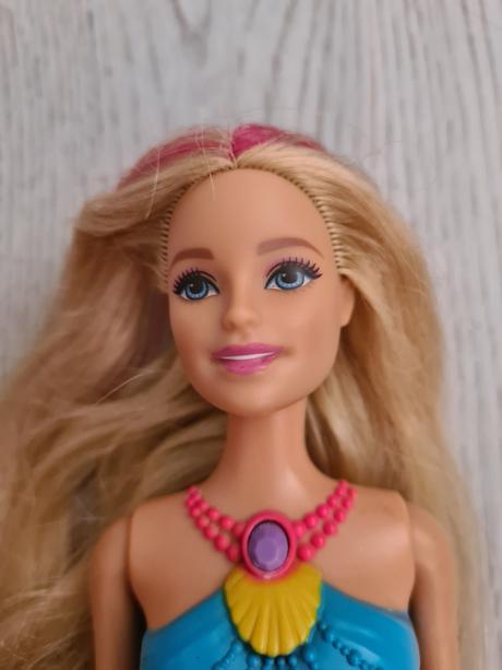 Mattel svietiacia barbie morská víla,