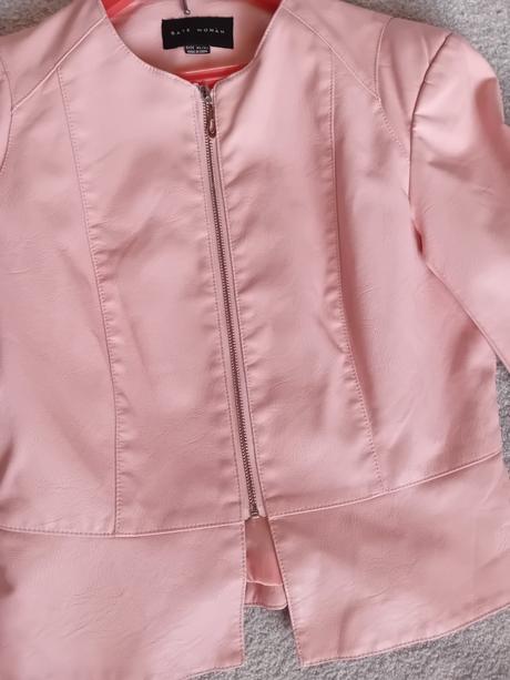 Ružová koženka, gate,42