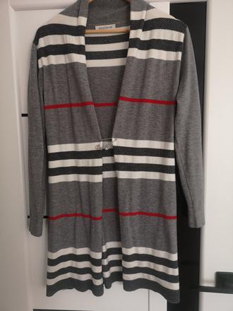 Pásikový kardigán,