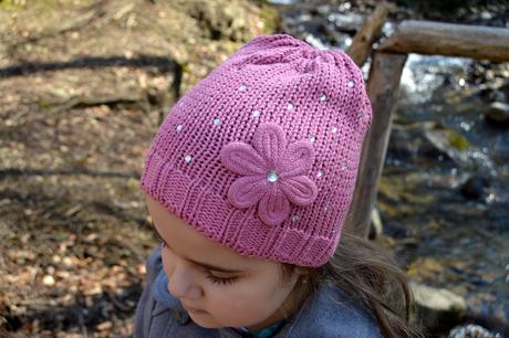 Háčkovaná čiapočka s kvetom, 80 - 158