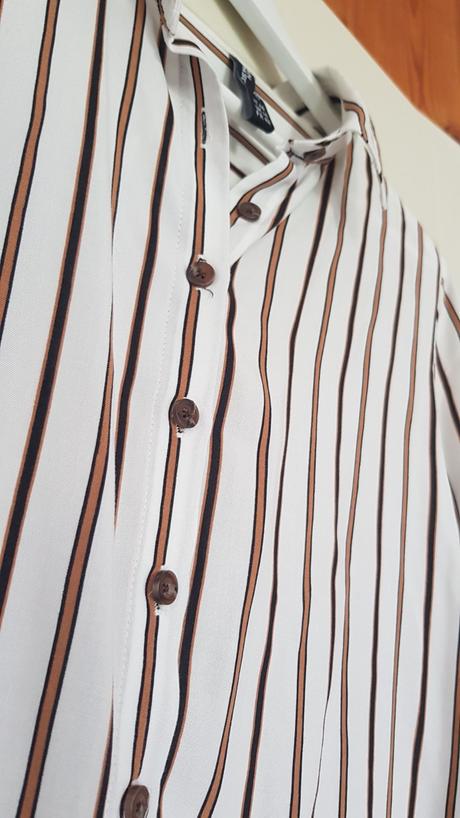 Pásikové blúzky, 38