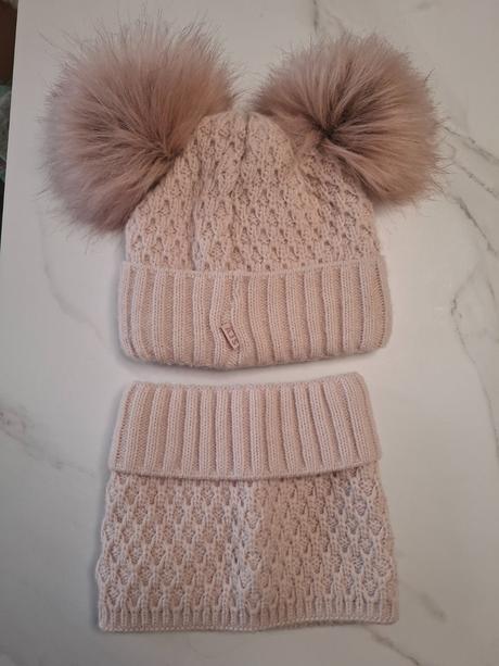 Set čiapka a nakrcnik, 