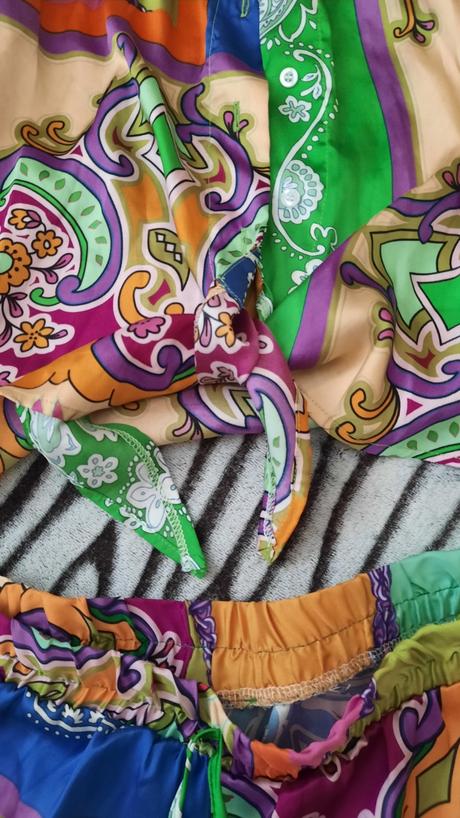 Saténový komplet, s