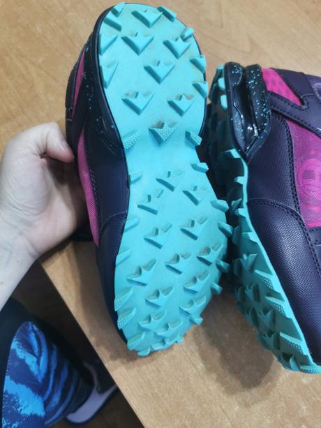 Turisticke topanky, 37