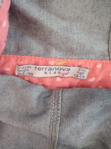 Šortky s trakmi, 152