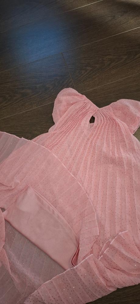 Elegantné šaty, c&a,122