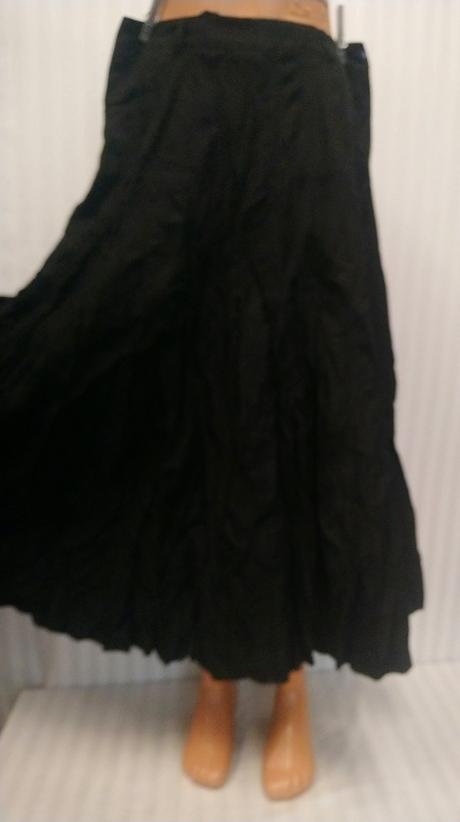 Dámska čierna sukňa, ute fries, l, l