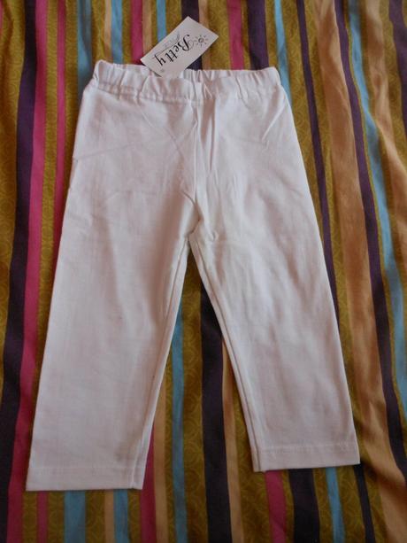 Nenosené krátke legíny, 116